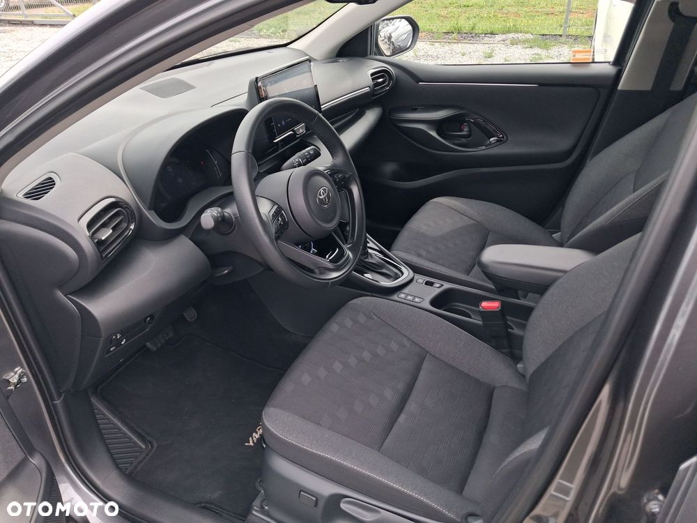 Toyota Yaris Hybrid 1.5 Style - 10