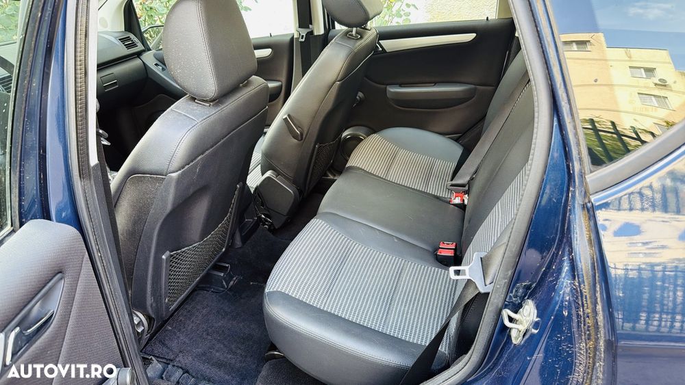 Mercedes-Benz A 180 CDI Autotronic - 5