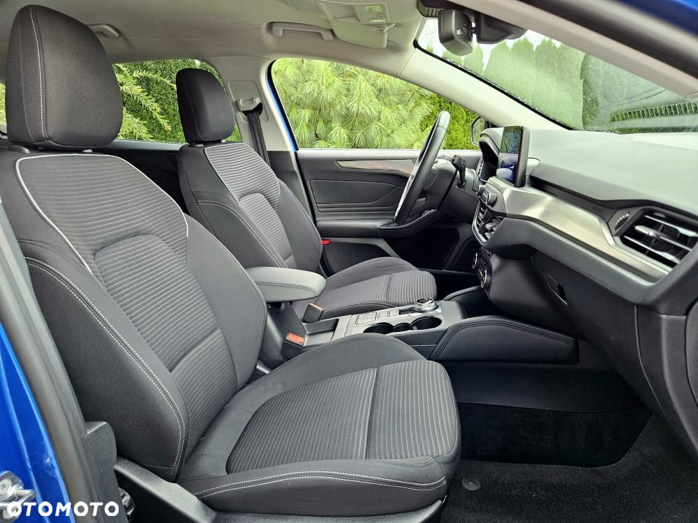 Ford Focus - 24