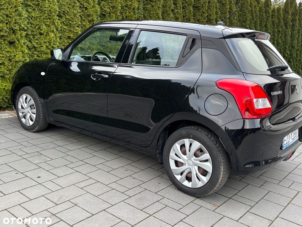 Suzuki Swift 1.2 Premium Plus - 21