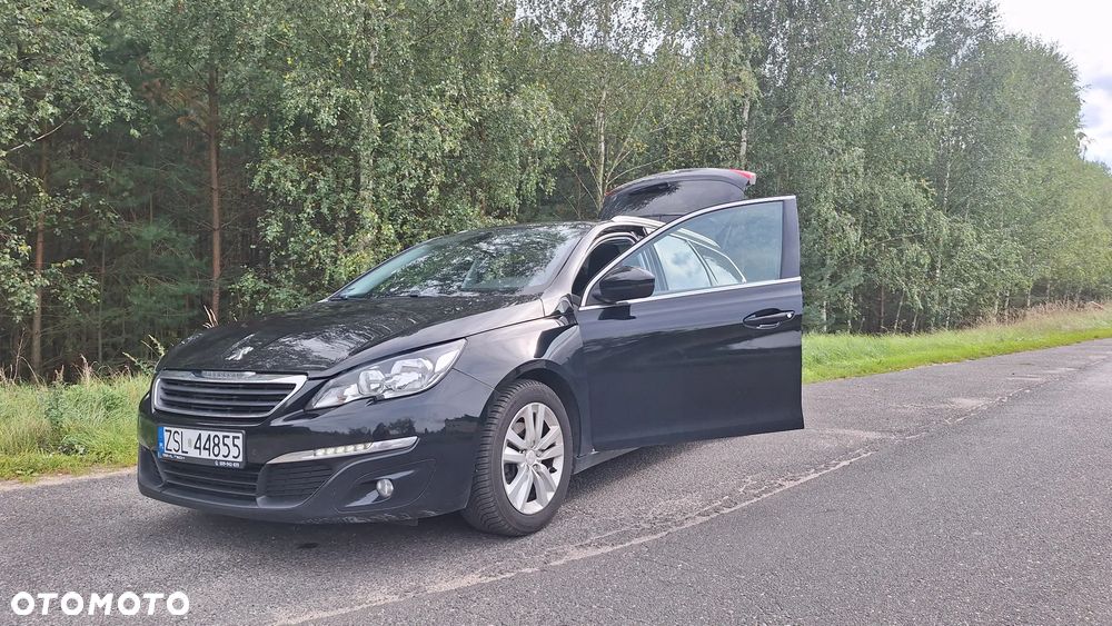 Peugeot 308 1.6 BlueHDi Allure S&S - 15