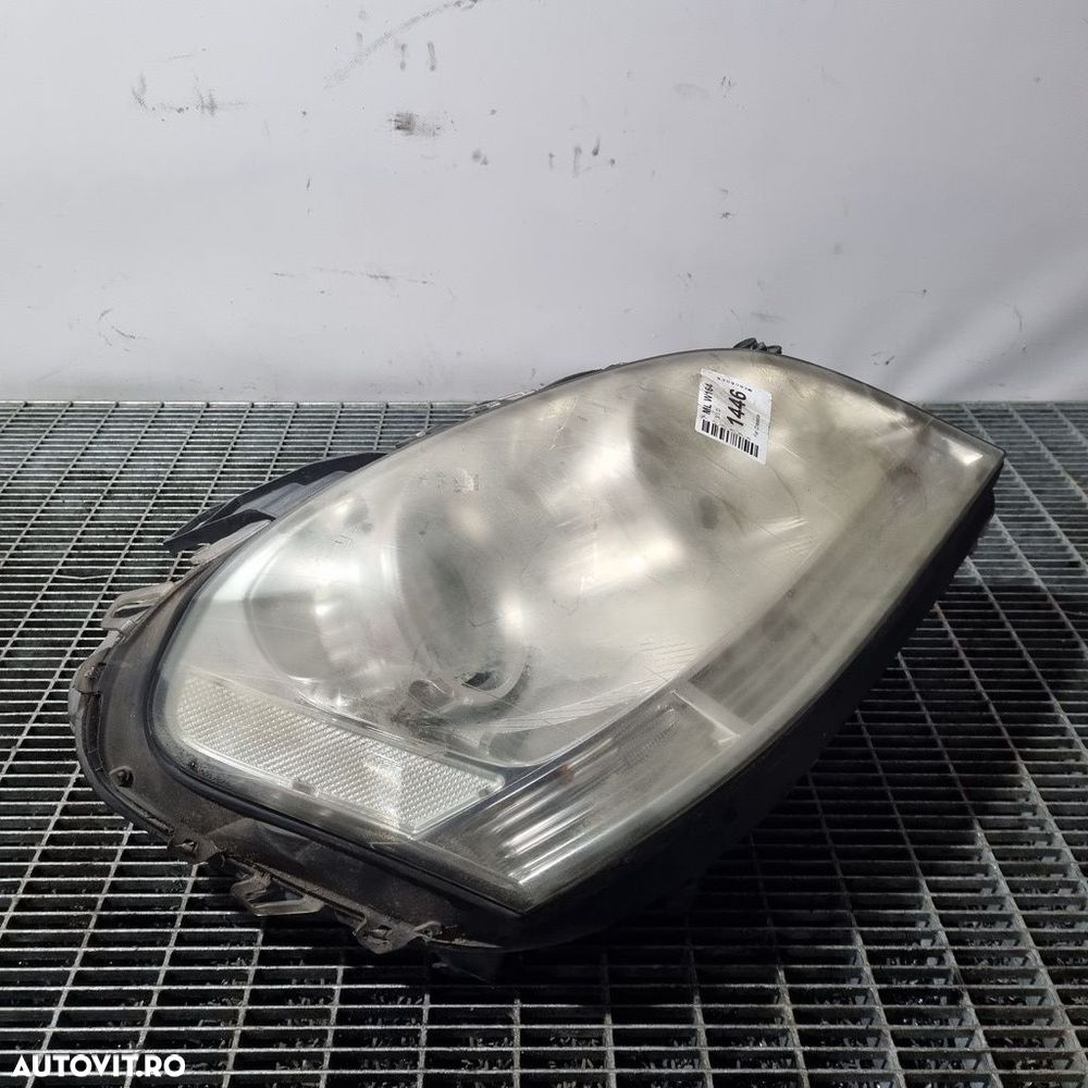 Far Dreapta Mercedes ML W164 2005 - 2008 SUV 4 Usi (1446) Xenon - 2