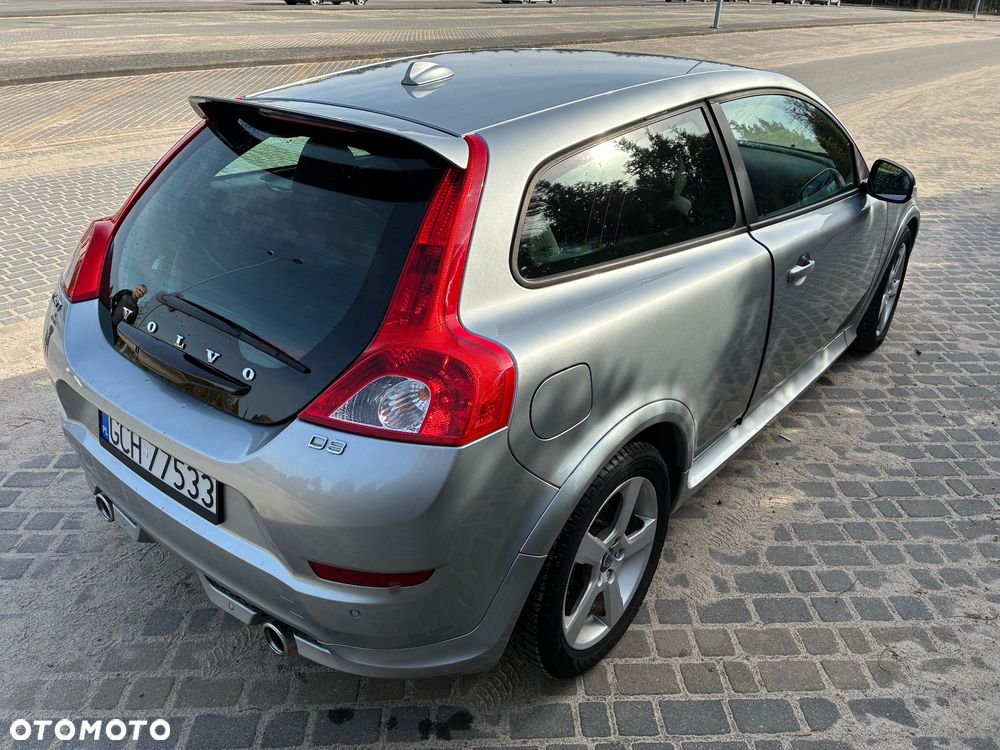 Volvo C30 D3 R-Design - 6