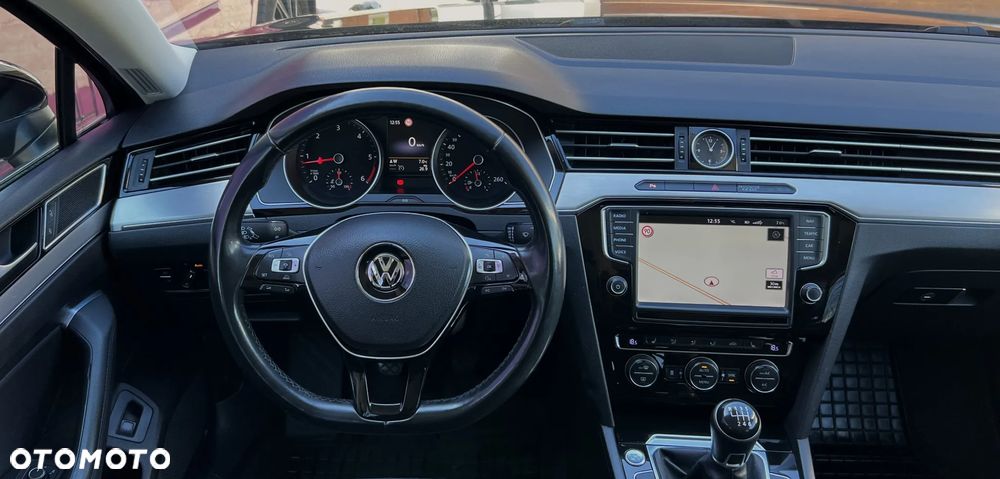 Volkswagen Passat 2.0 TDI BMT Highline - 17