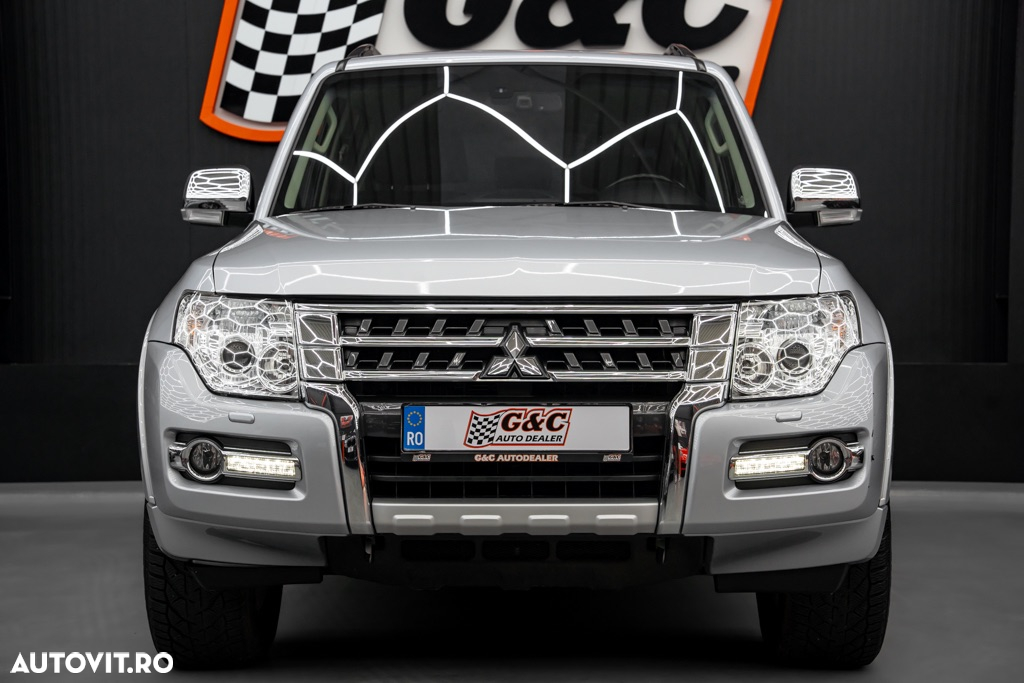 Mitsubishi Pajero 3.2 DI-D Automatik Top - 22
