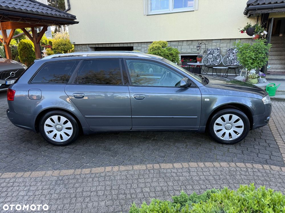Audi A4 Avant 2.0 TDI DPF - 10