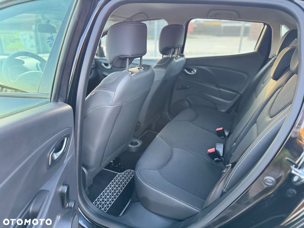 Renault Clio - 21