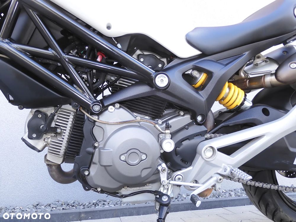 Ducati 696 - 33