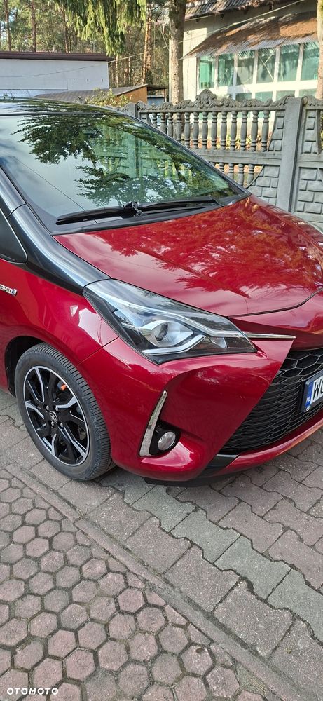 Toyota Yaris Hybrid 100 Selection Passion - 17