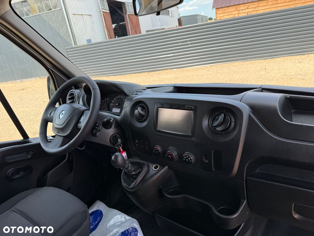 Renault Master - 24
