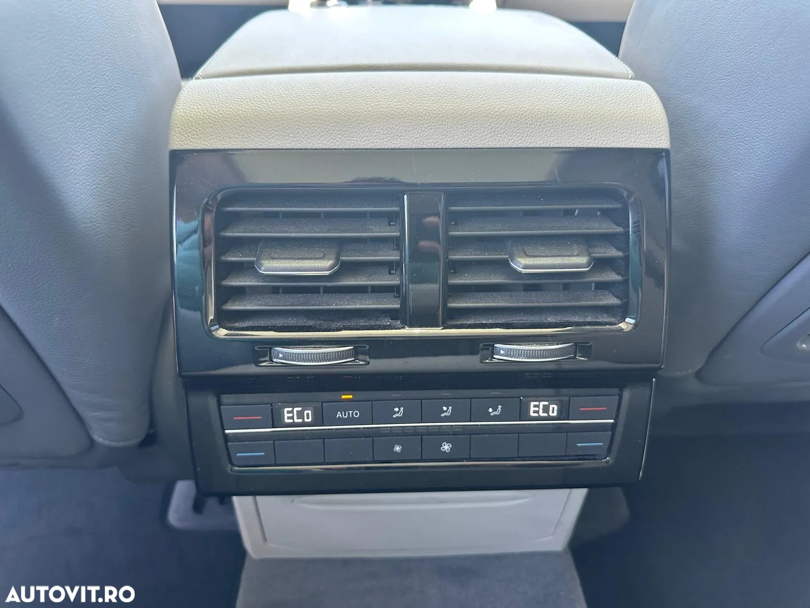Volkswagen Touareg V6 TSI eHybrid PHEV Elegance - 8