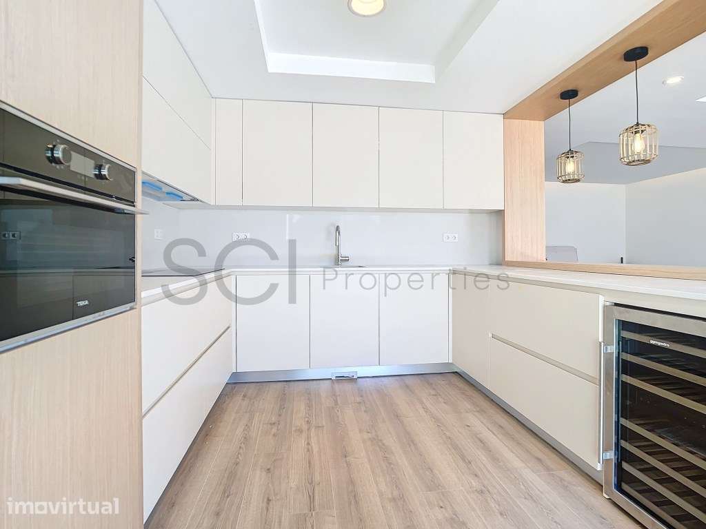 Moradia Isolada T4 com Piscina | Charneca de Caparica - Grande imagem: 5/25