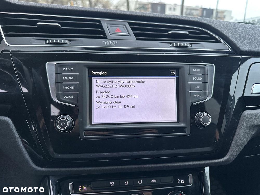 Volkswagen Touran 1.4 TSI BMT Highline DSG - 19