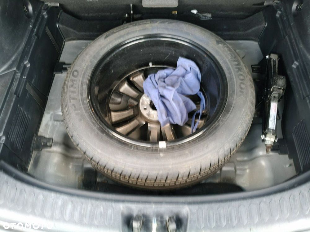 Kia Sportage - 16