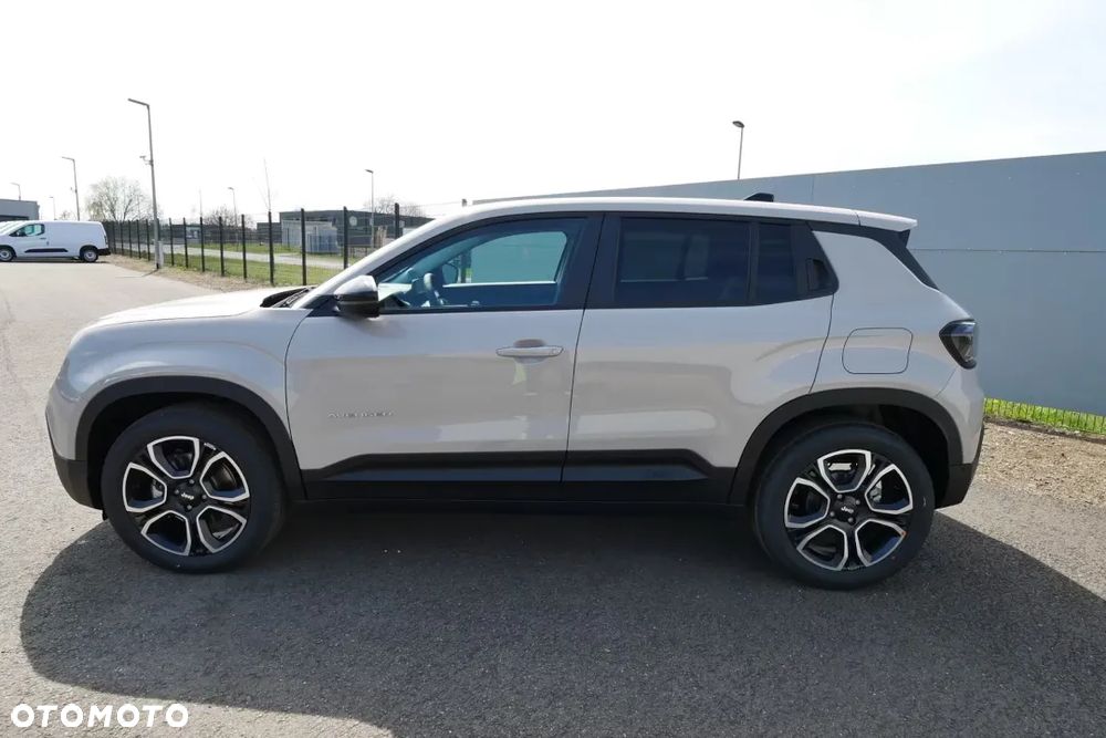 Jeep Avenger 1.2 T3 mHEV Summit FWD eDCT6 - 2