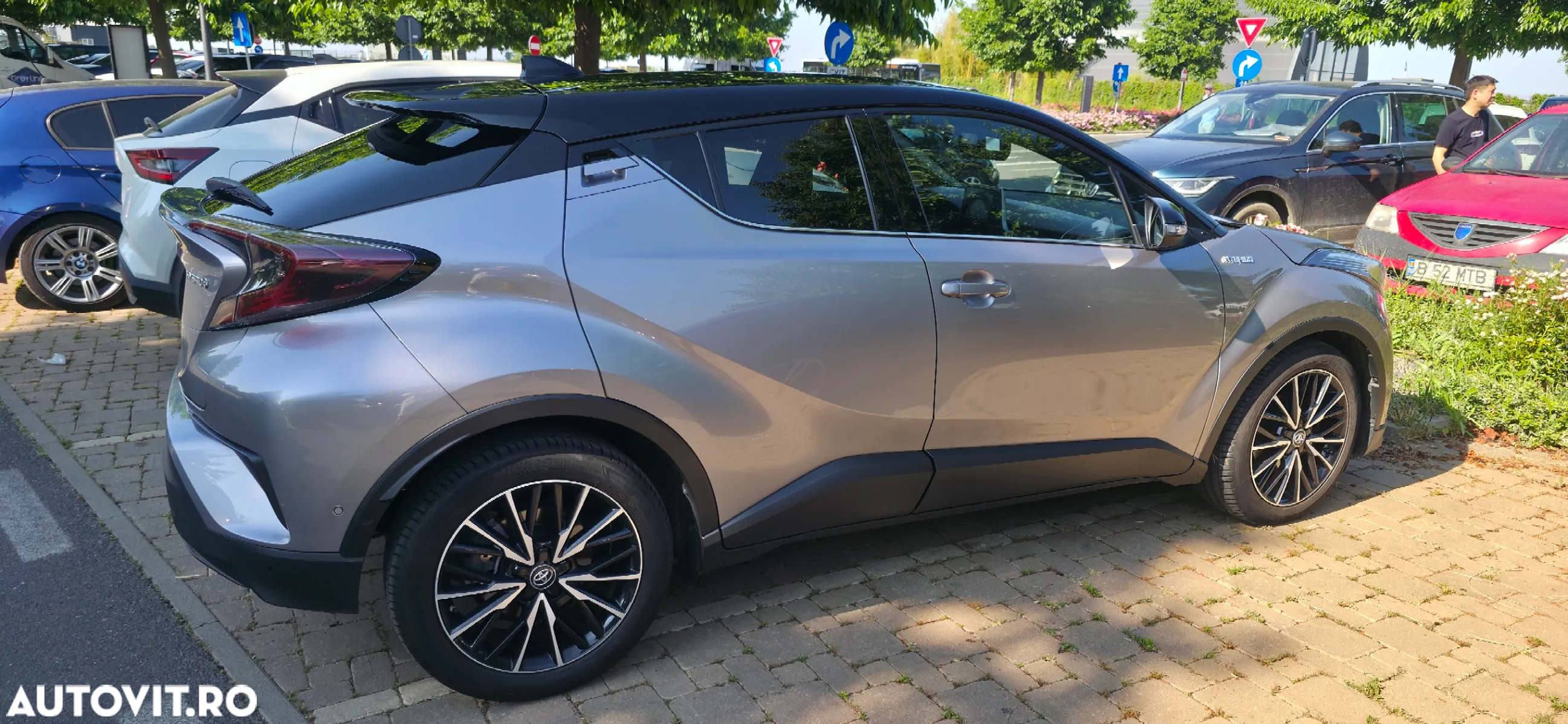 Toyota C-HR 1.8 HSD 122 CP 4x2 CVT C-lassy bi-tone - 6