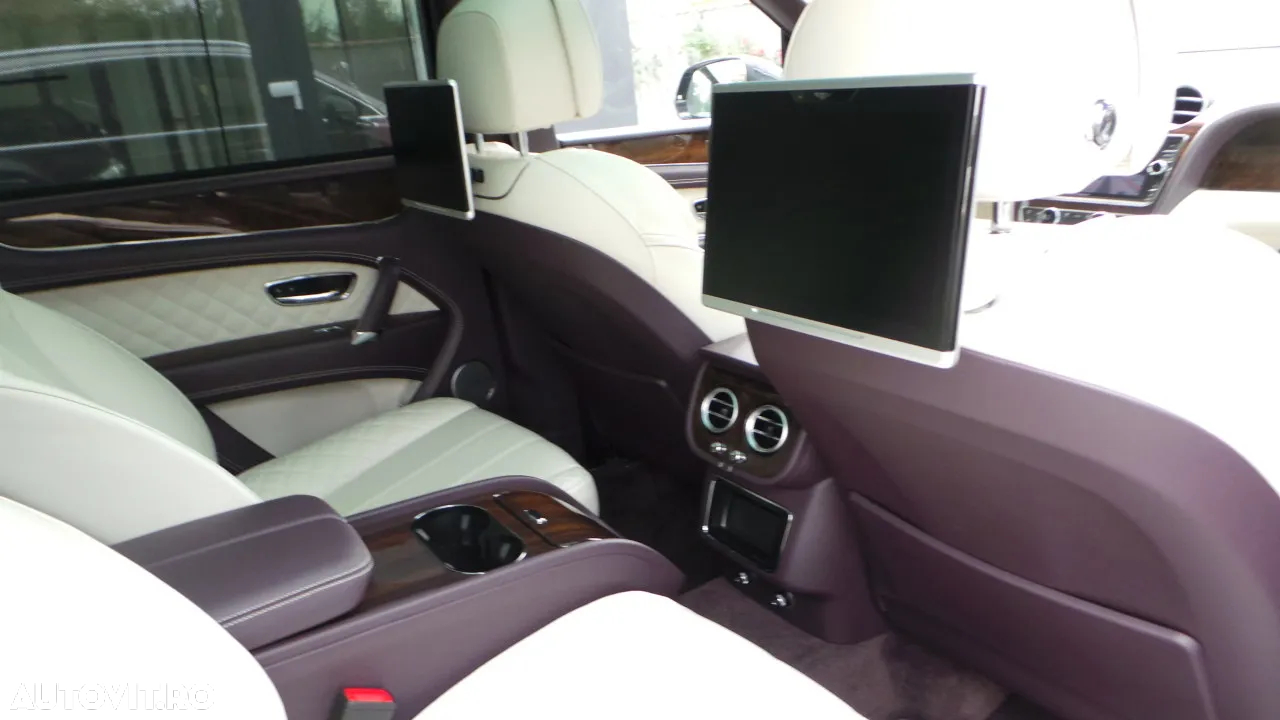 Bentley Bentayga - 13