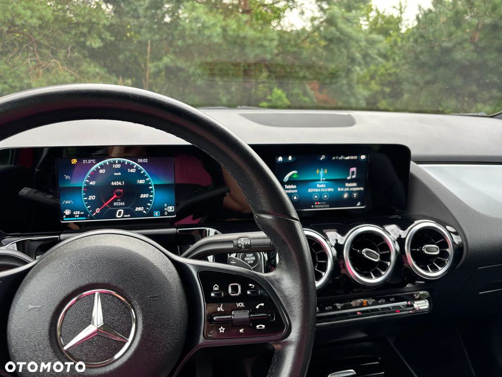 Mercedes-Benz Klasa B 180 d AMG Line 7G-DCT - 6