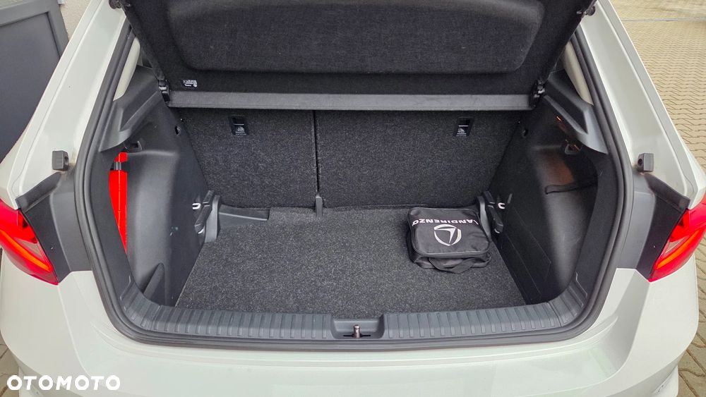 Skoda Fabia 1.0 Ambition - 26