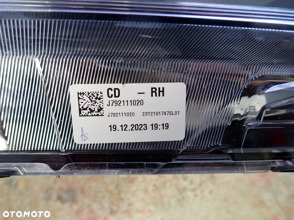 KIA PROCEED FULL LED LAMPA PRAWY PRZÓD EUROPA RJ505H06 - 6