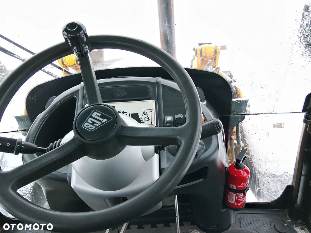 JCB 3CX Contractor - 32