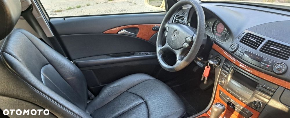 Mercedes-Benz Klasa E 220 CDI Automatik Elegance - 9