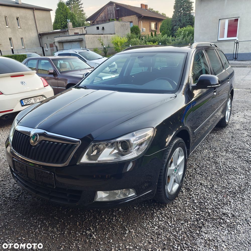 Skoda Octavia 2.0 TDI Elegance DSG - 1