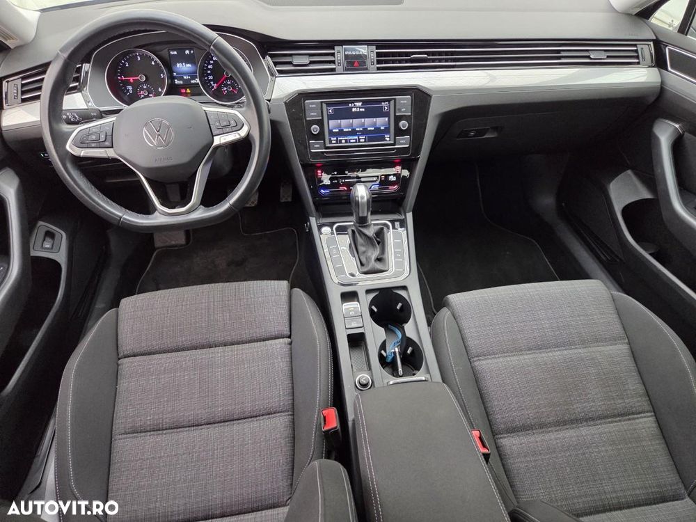Volkswagen Passat 2.0 TDI DSG Comfortline - 3