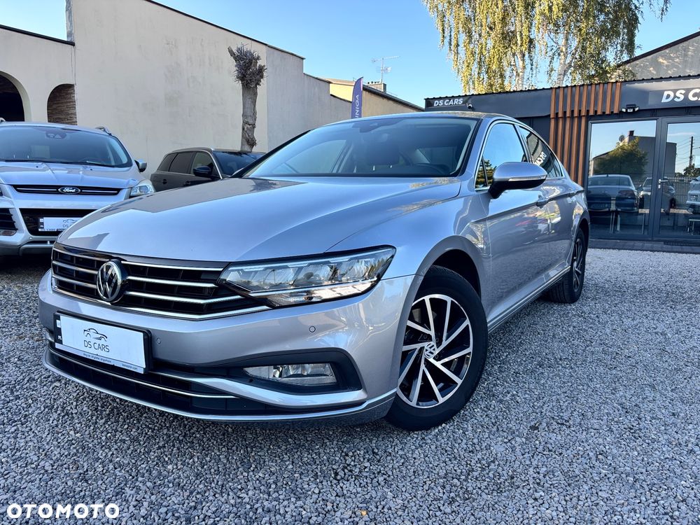 Volkswagen Passat 2.0 TDI BMT Trendline - 19