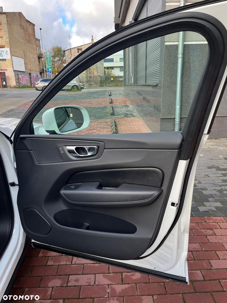 Volvo XC 60 D4 Inscription - 12