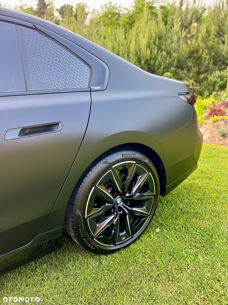 BMW Seria 7 - 3