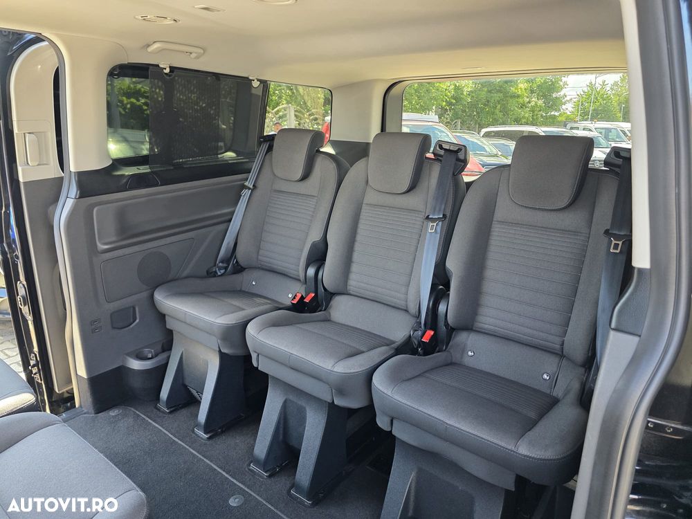 Ford Tourneo Custom - 8