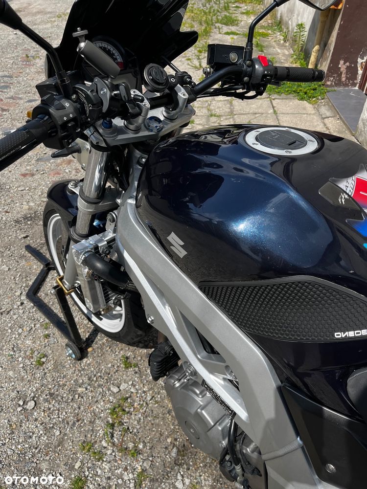 Suzuki SV - 15
