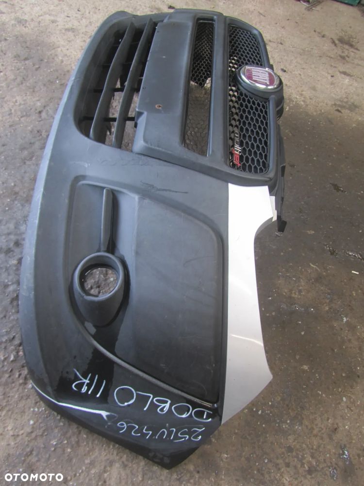 Opel Doblo II->zderzak przód - 2