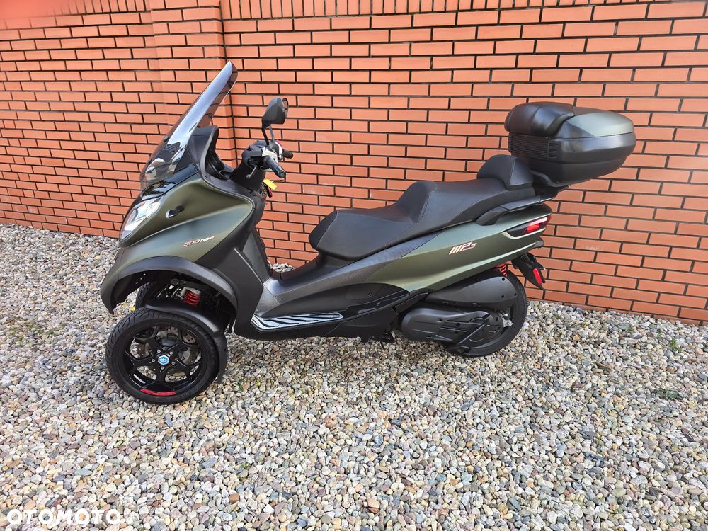 Piaggio MP-3 - 5