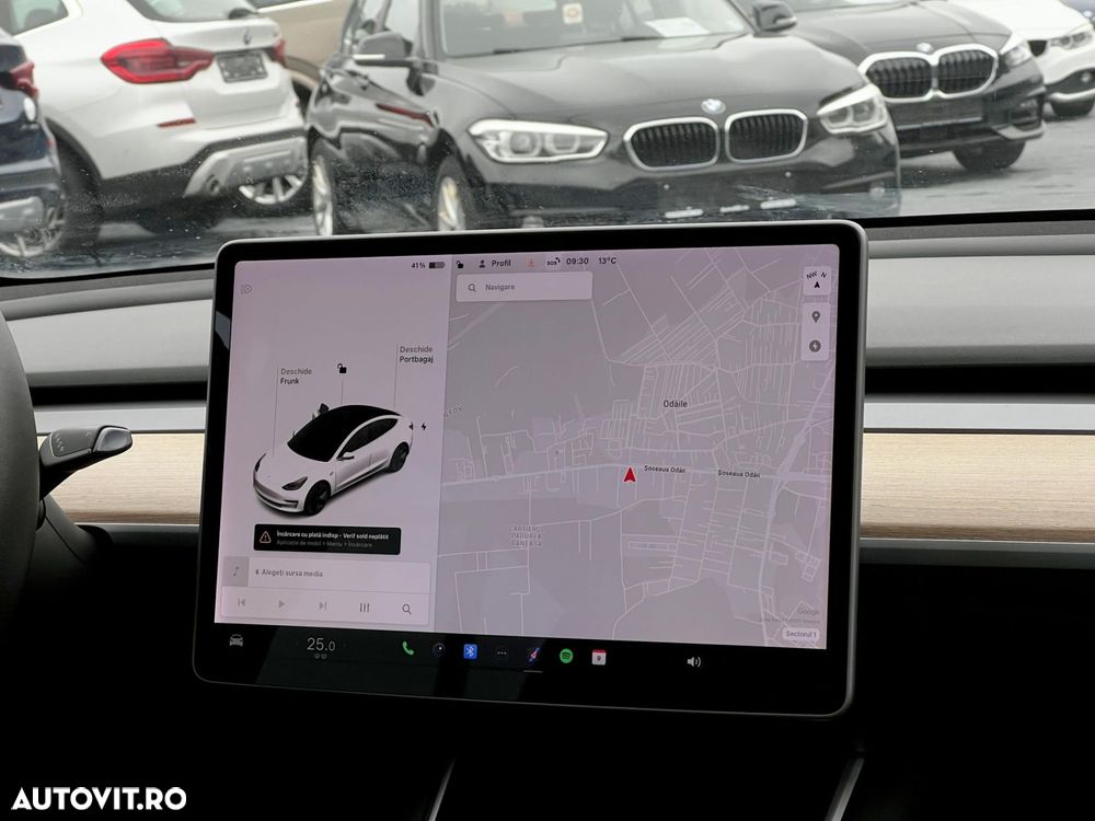 Tesla Model 3 - 11