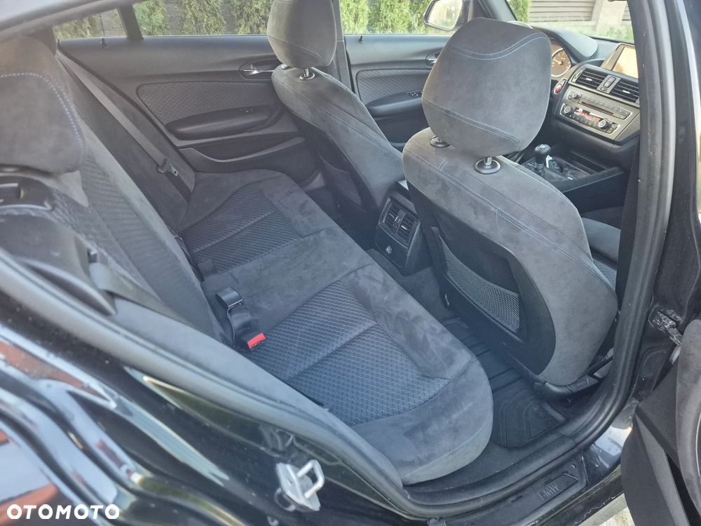 BMW Seria 1 118i M Sport - 12