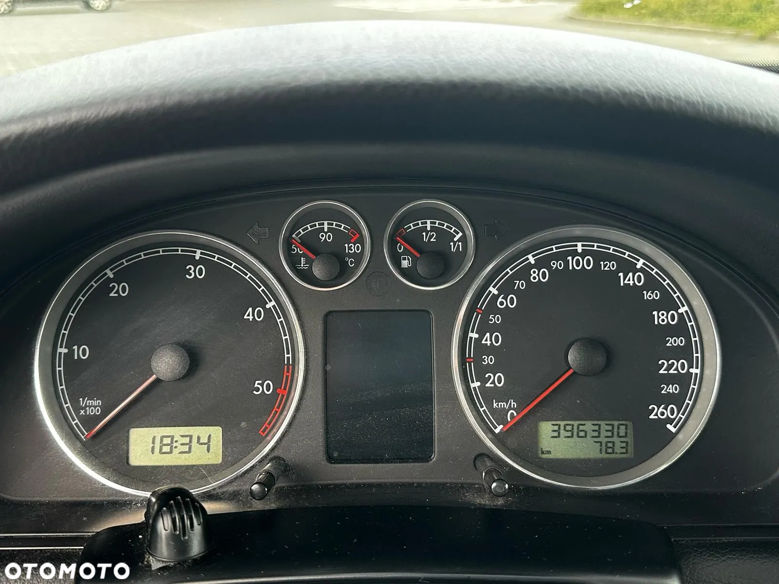Volkswagen Passat - 2