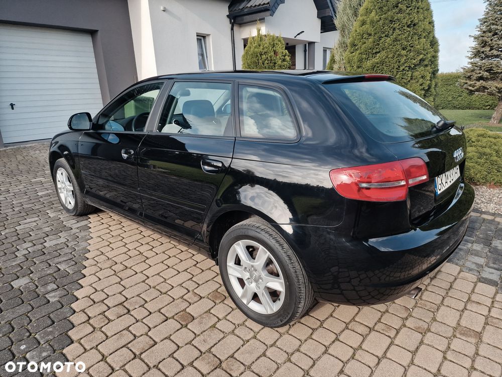 Audi A3 Sportback 1.6 Ambiente - 8