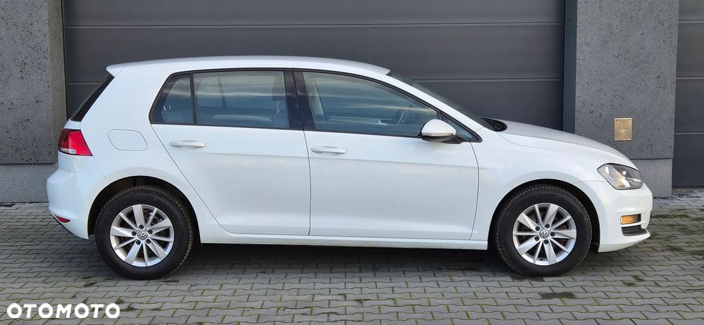 Volkswagen Golf 1.6 TDI Trendline DSG - 11