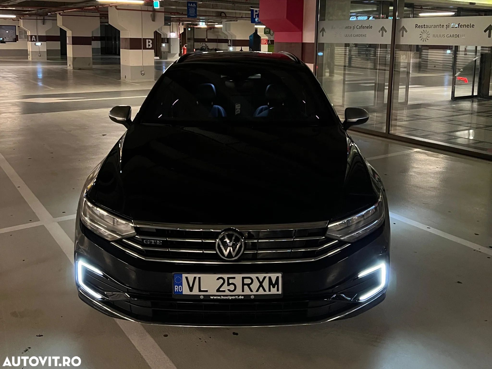 Volkswagen Passat GTE - 1