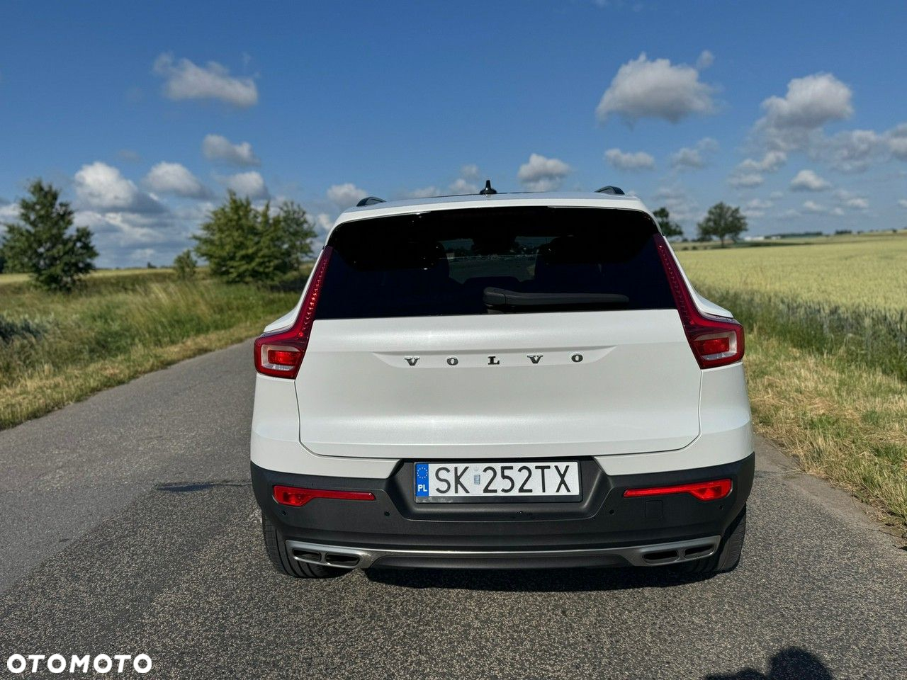 Volvo XC 40 D4 SCR AWD R-Design - 6