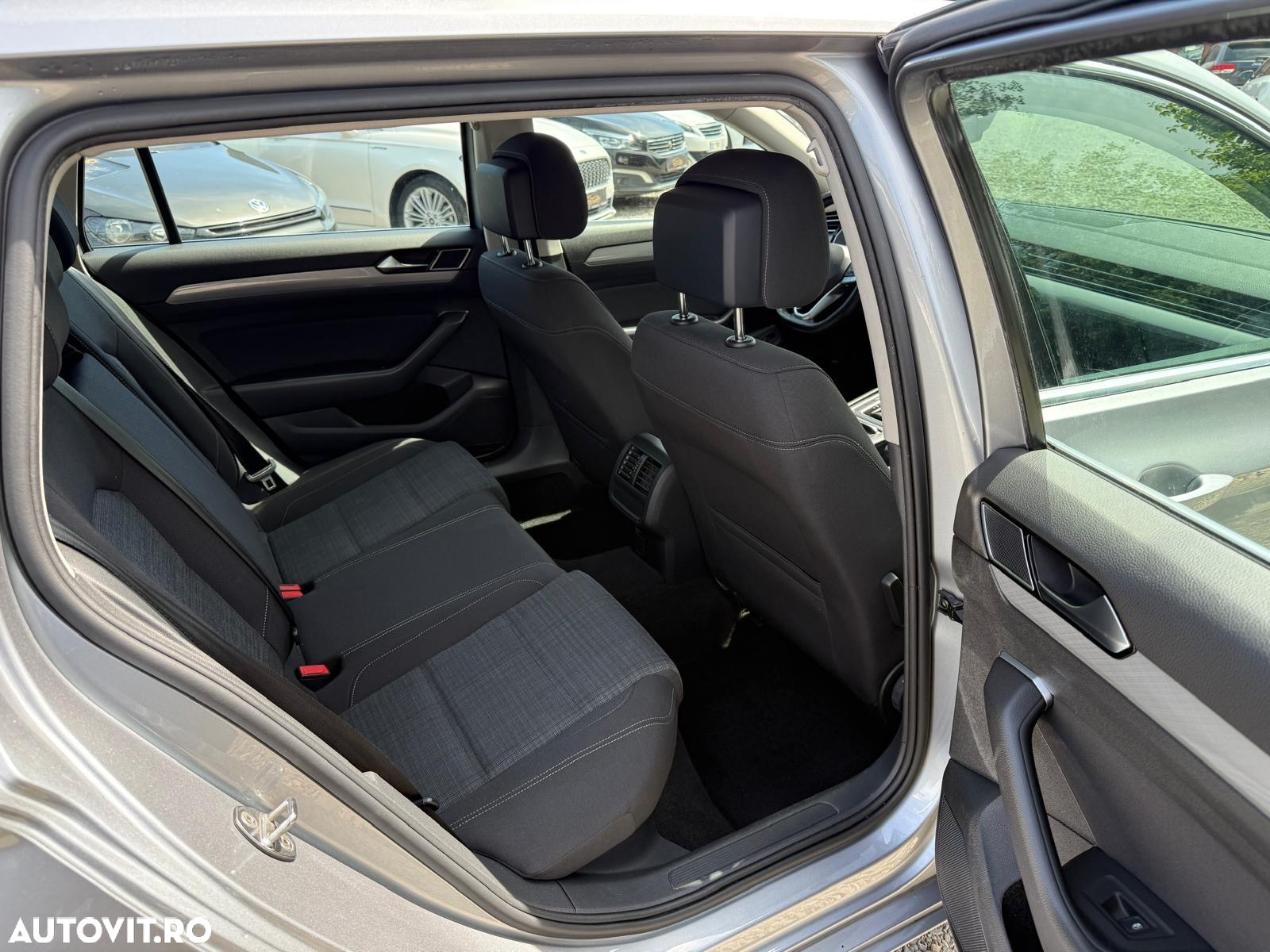 Volkswagen Passat - 6