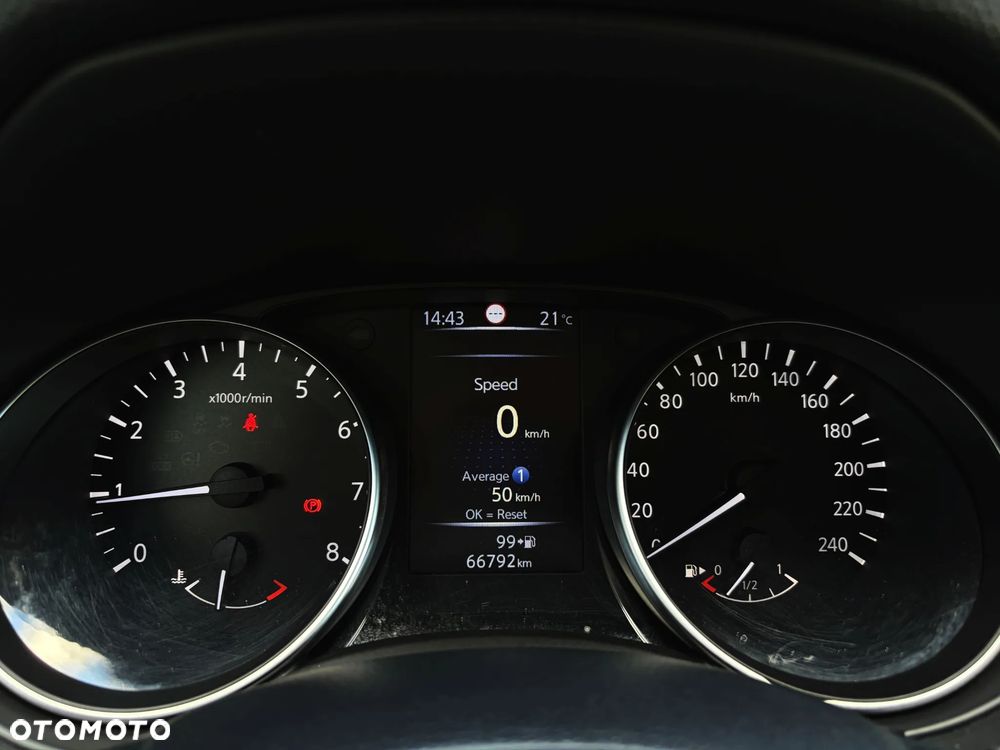 Nissan Qashqai 1.3 DIG-T N-Connecta - 21