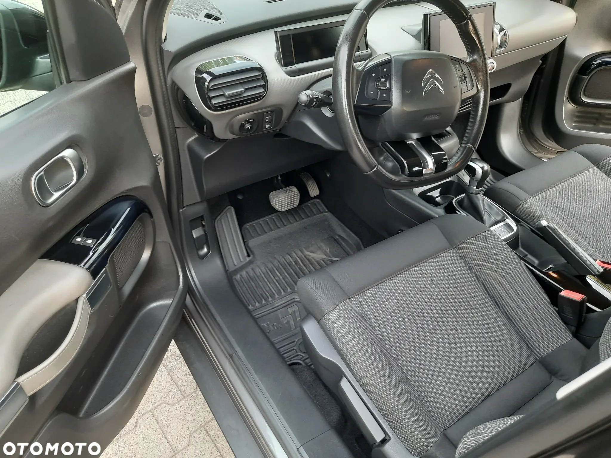 Citroën C4 Cactus BlueHDi 120 Stop&Start EAT6 Shine - 10