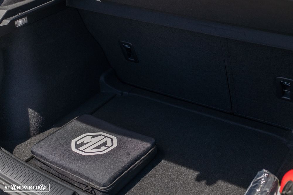 MG MG4 Luxury 49 kWh - 16