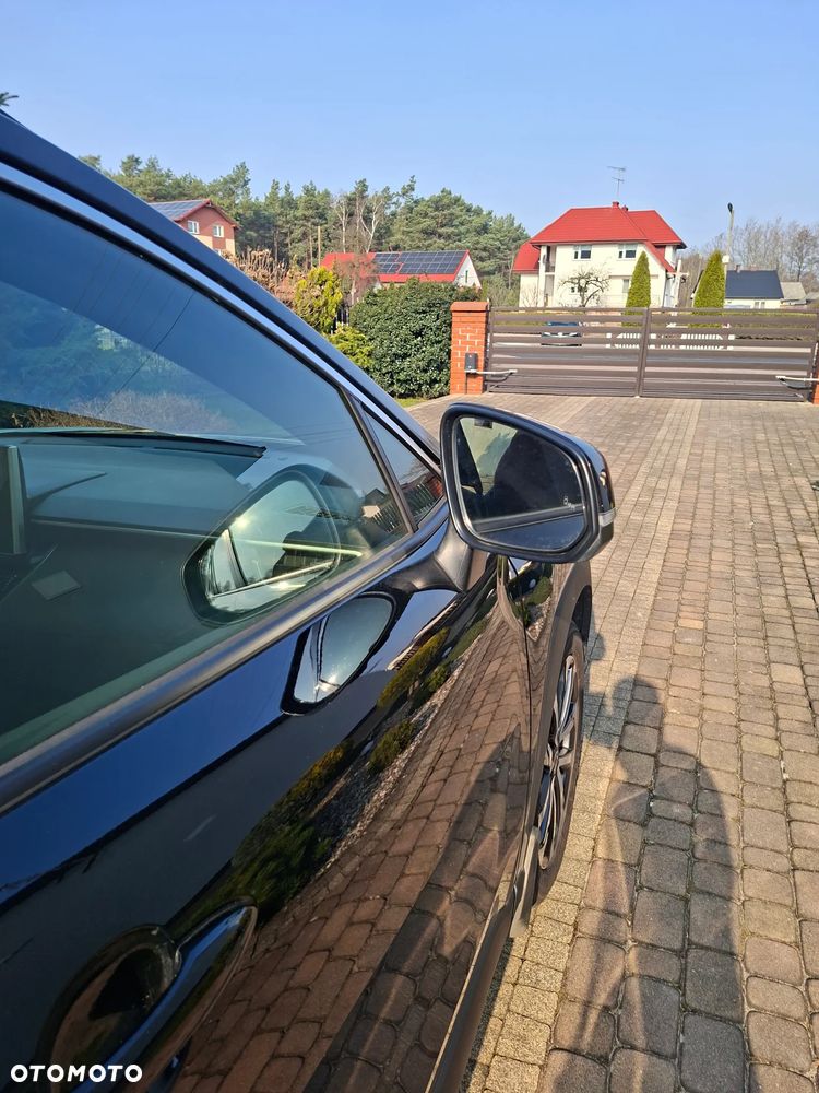 Toyota Corolla Cross 2.0 Hybrid Executive - 9