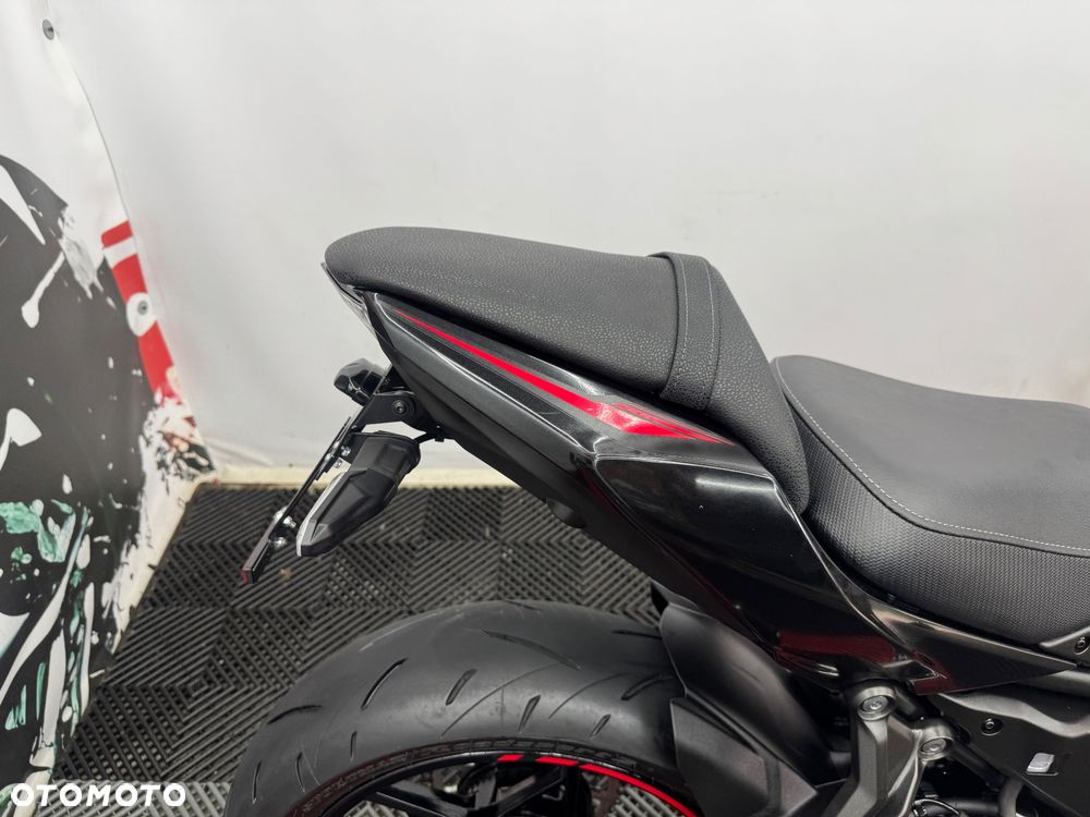 Kawasaki Z 650 - 29