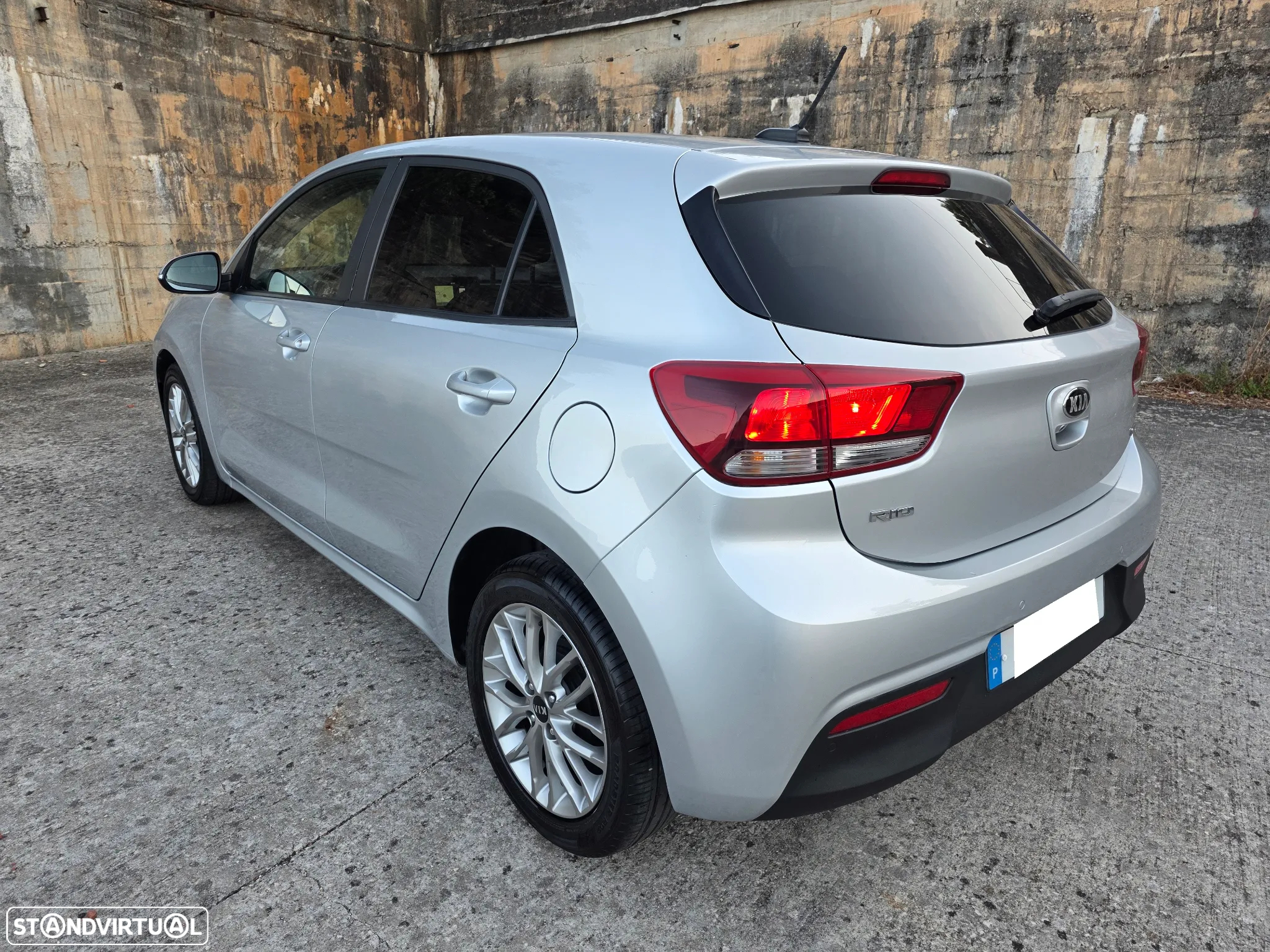 Kia Rio 1.4 CRDi TX Prime - 10