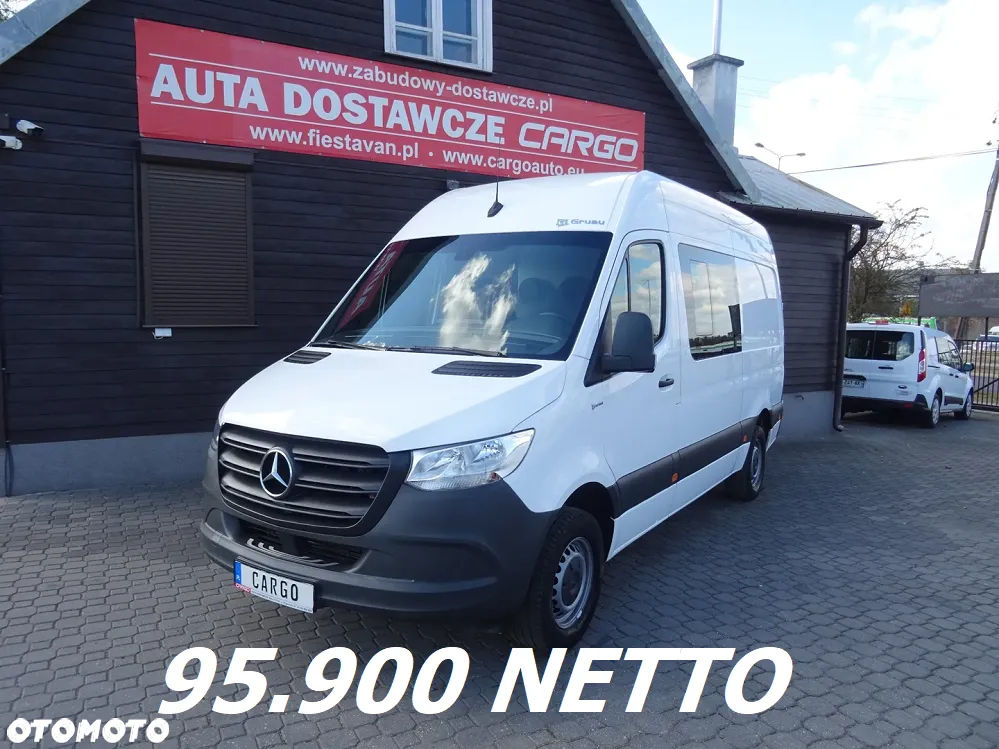 Mercedes-Benz Sprinter - 4